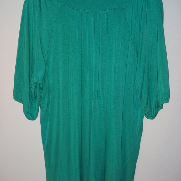 Plus Size Teal Tunic Top - Picture 4 of 5